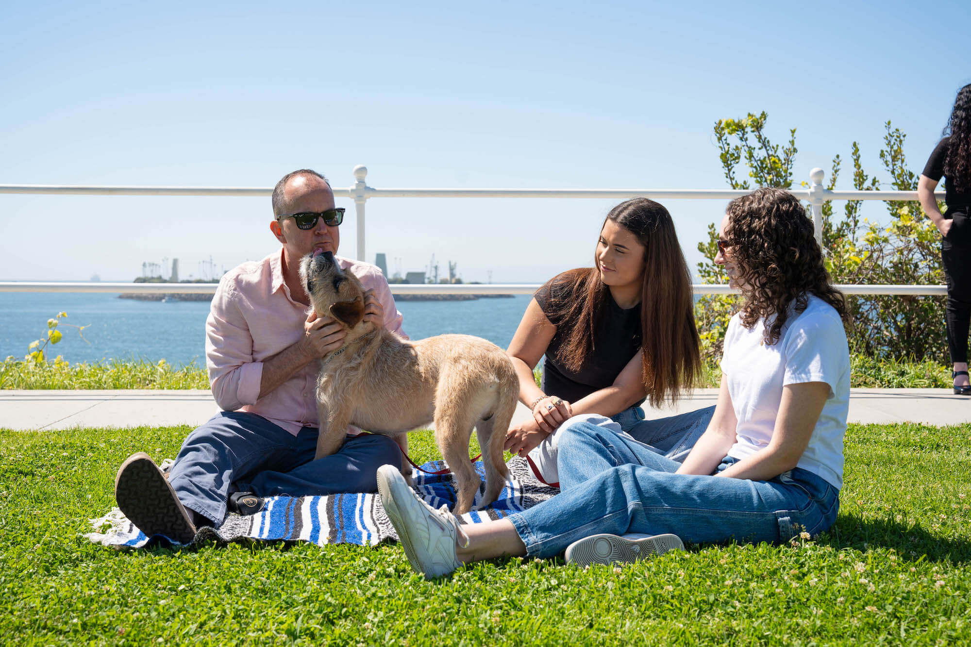 an image of clients outside after getting help at Gratitude Lodge's rehab in Long Beach, California