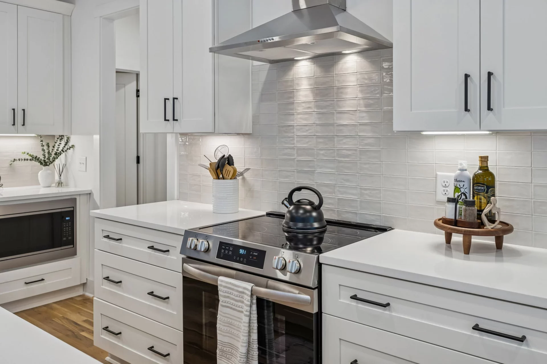 11-2623-Pennington-Ave-011.webp